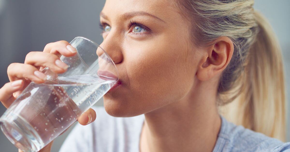 Miért jó hidrogénezett vizet inni?